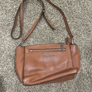Michael Kors Selma crossbody